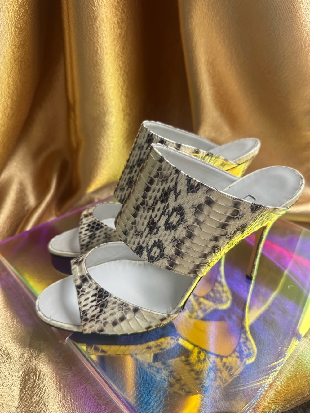 Manolo Blahnik Snake-Print heels